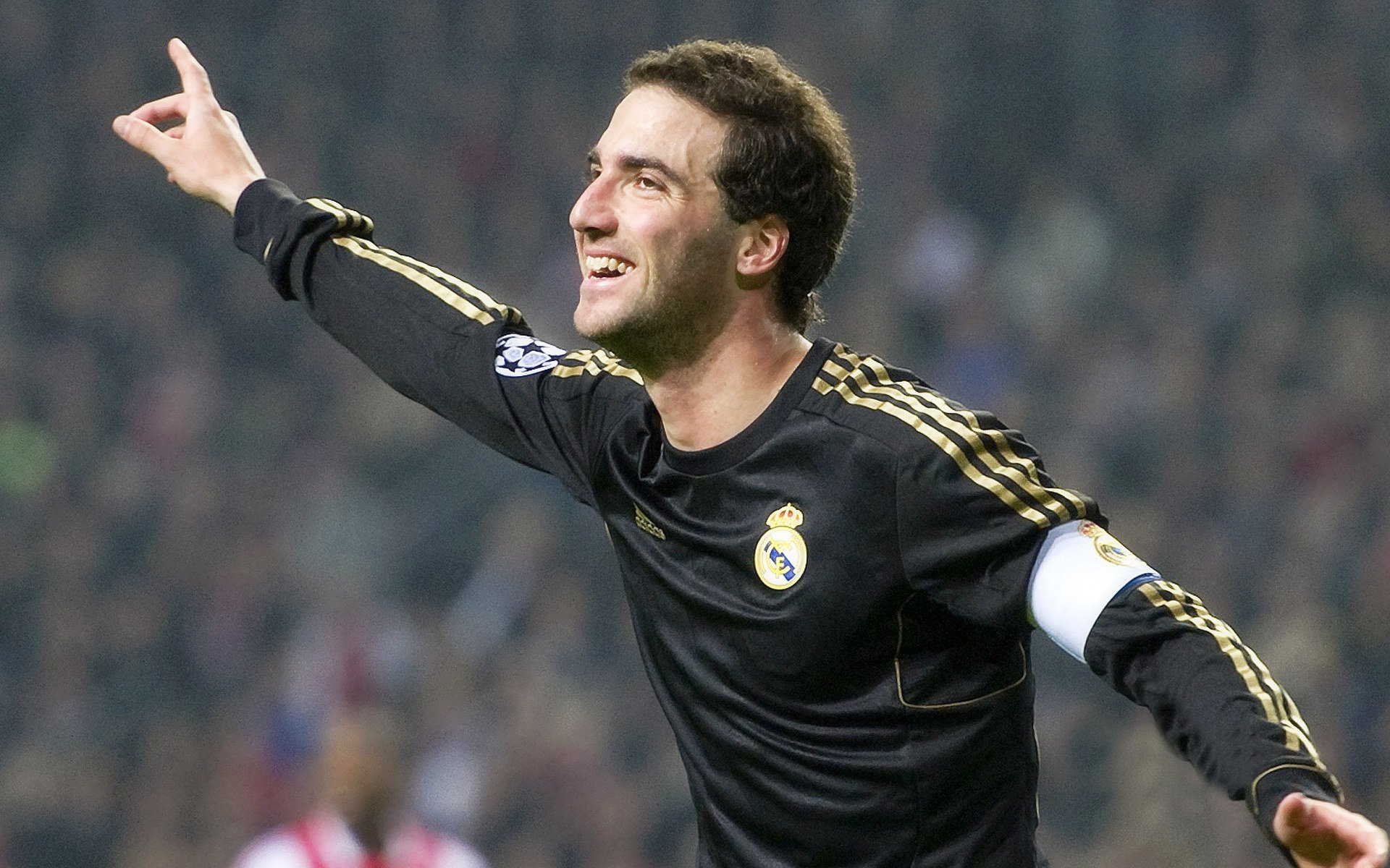 爱游戏app-【心态训练】比赛中保持专注力和稳定性的心理技巧，比赛如何调整心态